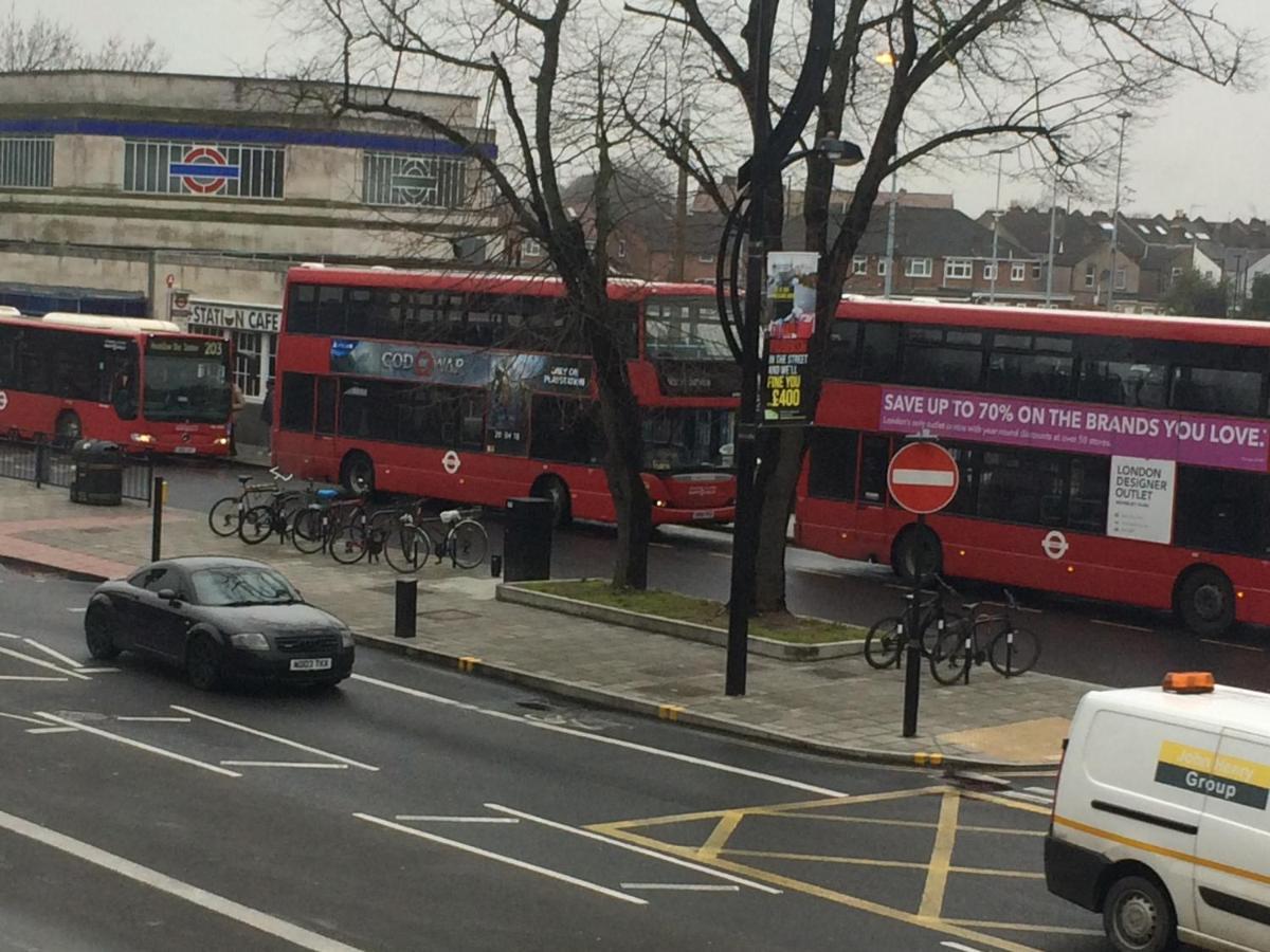 Apartments Heathrow - Hounslow Cranford Buitenkant foto