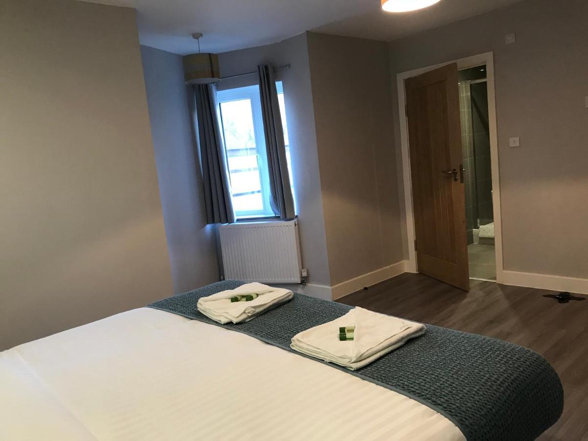 Apartments Heathrow - Hounslow Cranford Buitenkant foto