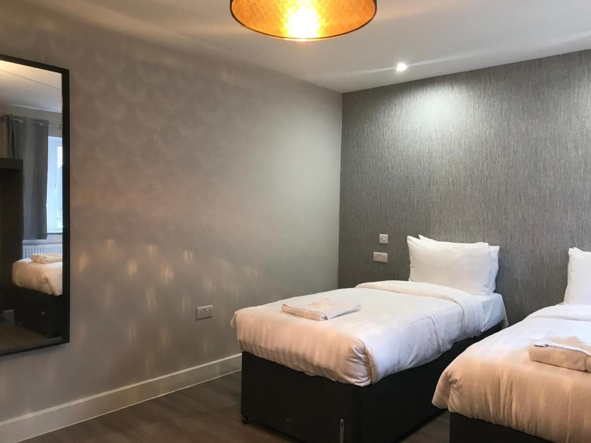 Apartments Heathrow - Hounslow Cranford Buitenkant foto