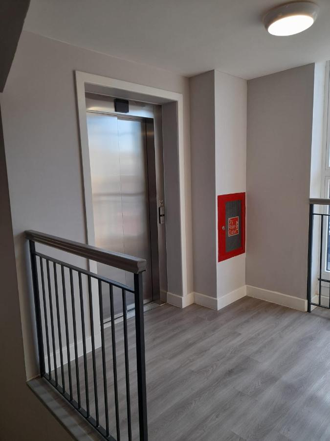 Apartments Heathrow - Hounslow Cranford Buitenkant foto