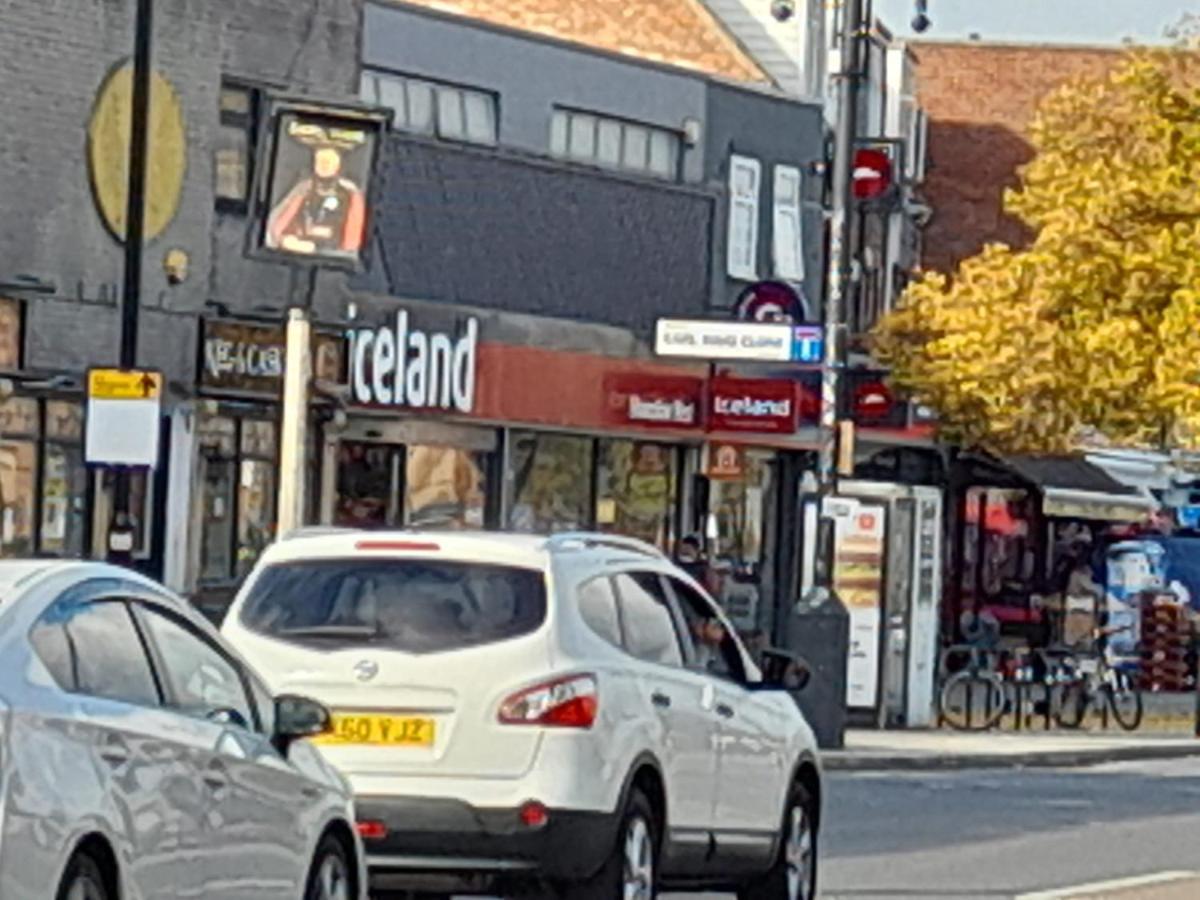 Apartments Heathrow - Hounslow Cranford Buitenkant foto